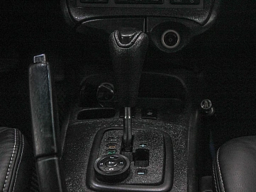 Hyundai Sonata, 2005г, передний привод, автомат