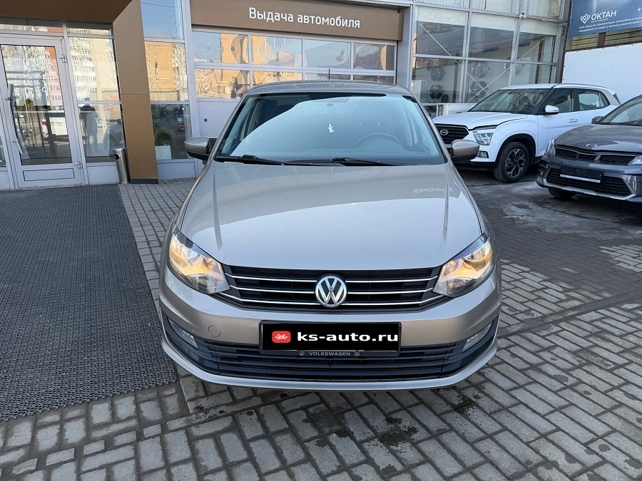 Volkswagen Polo, 2017г., передний привод, механика