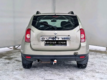 Renault Duster, 2012г, передний привод, механика