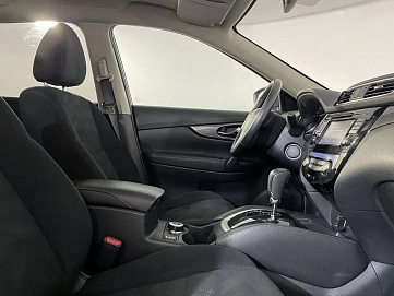 Nissan X-Trail, 2016г, передний привод, вариатор