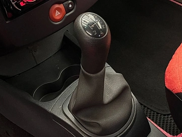 Renault Clio, 2006г, передний привод, механика