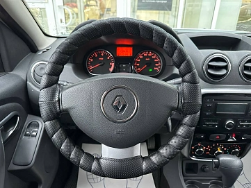 Renault Duster, 2013г, передний привод, автомат