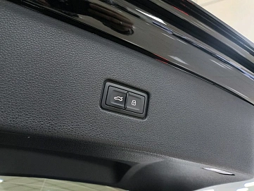 Audi Q8, 2025г, полный привод, автомат