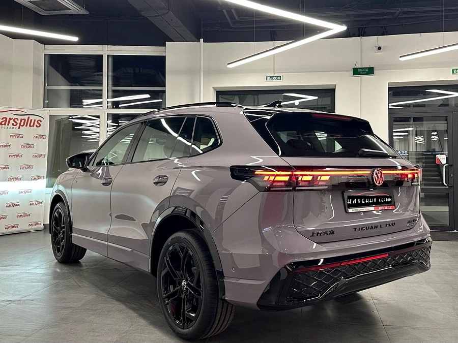 Volkswagen Tiguan, 2025г., полный привод, робот