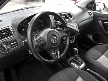 Volkswagen Polo, 2014г, передний привод, автомат