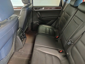 Volkswagen Touareg, 2010г, передний привод, автомат