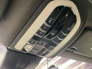 Porsche , 2019г., полный привод, робот