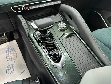 Geely Monjaro, 2024г, полный привод, автомат