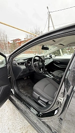 Toyota Corolla, 2021г, передний привод, вариатор