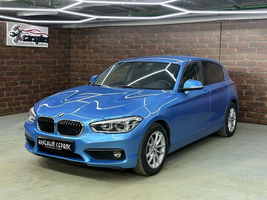 BMW 1 серии, 2018г., задний привод, автомат