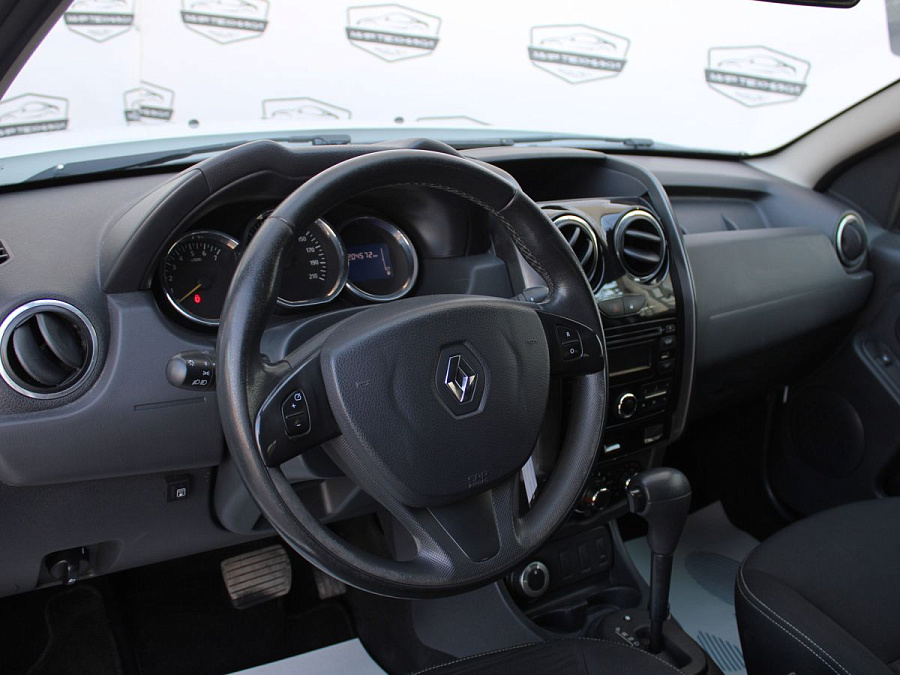 Renault Duster, 2017г., полный привод, автомат