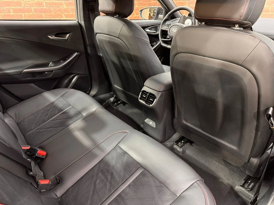 Hyundai Lafesta, 2025г., передний привод, робот