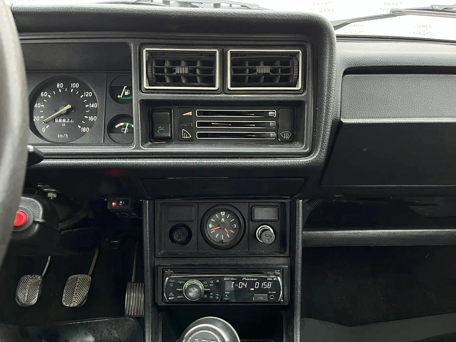 Lada (ВАЗ) 2107, 2010г., передний привод, механика