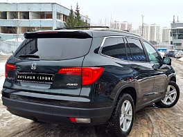 Honda Pilot, 2015г, полный привод, автомат