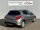 Peugeot 308, 2011г., передний привод, механика