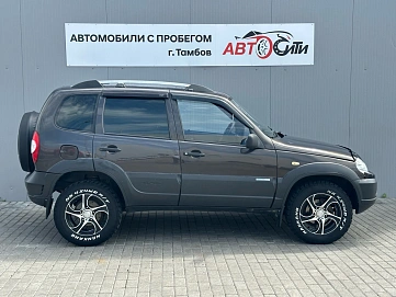 Chevrolet Niva, 2015г, полный привод, механика