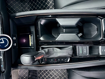 Honda Inspire, 2023г, передний привод, вариатор