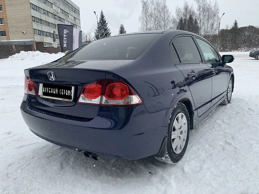 Honda Civic, 2010г., передний привод, механика