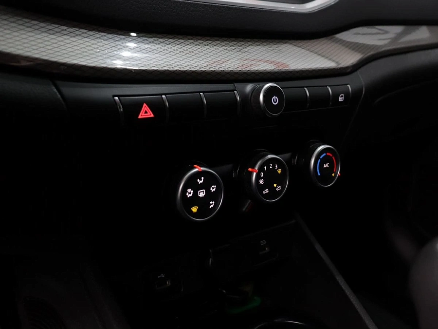 Lada (ВАЗ) Vesta, 2023г., передний привод, механика