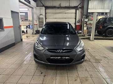 Hyundai Solaris, 2011г, передний привод, механика