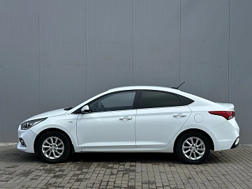 Hyundai Solaris, 2019г., передний привод, автомат