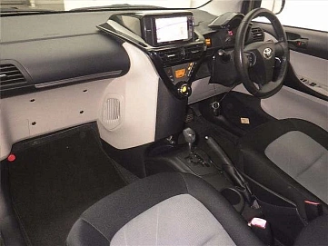 Toyota iQ, 2011г, передний привод, вариатор