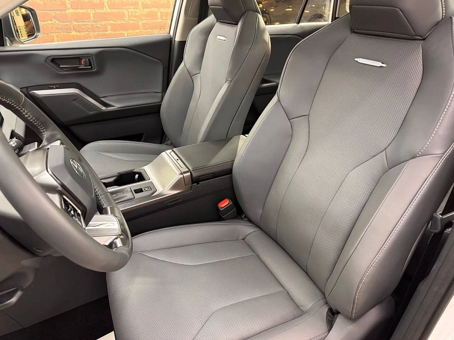 Toyota Wildlander, 2026г., полный привод, вариатор