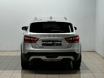 Lada (ВАЗ) , 2018г., передний привод, механика