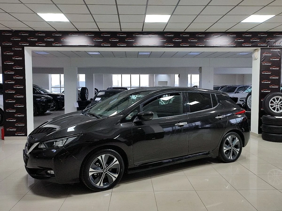 Nissan Leaf, 2021г., передний привод, автомат