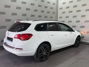 Opel Astra, 2013г, передний привод, механика
