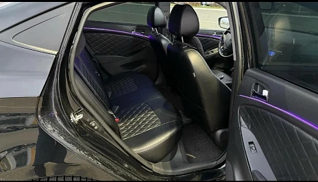 Hyundai Solaris, 2012г, передний привод, автомат