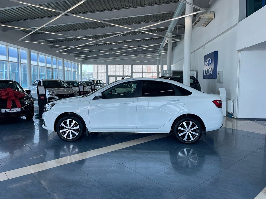 Lada (ВАЗ) Vesta, 2018г., передний привод, механика