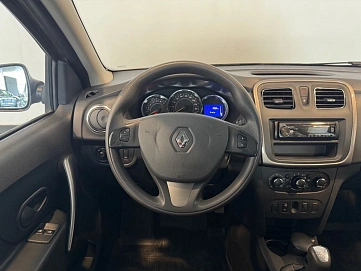 Renault Sandero, 2015г, передний привод, автомат