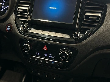 Hyundai Solaris, 2021г, передний привод, автомат