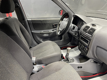 Hyundai Accent, 2005г, передний привод, механика