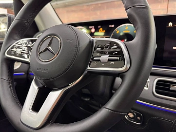 Mercedes-Benz GLE, 2020г, полный привод, автомат