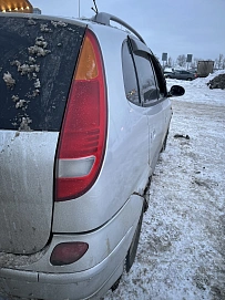 Nissan Tino, 1999г, передний привод, вариатор