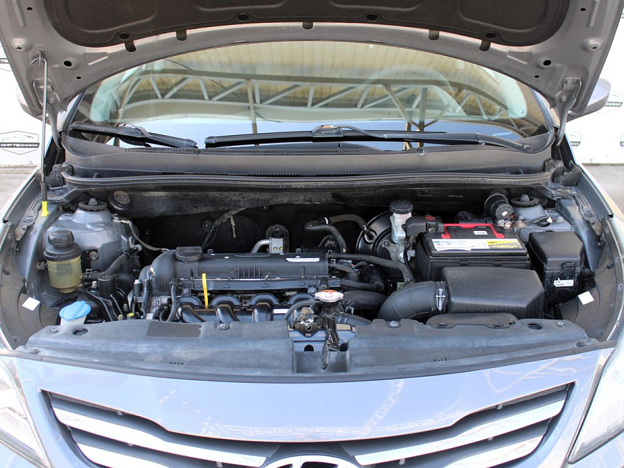 Hyundai Solaris, 2015г., передний привод, механика