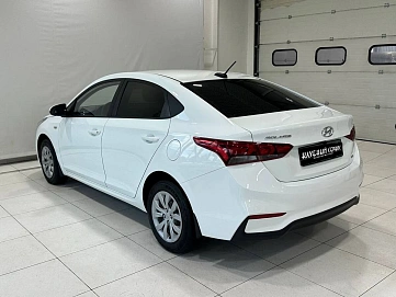 Hyundai Solaris, 2018г, передний привод, автомат