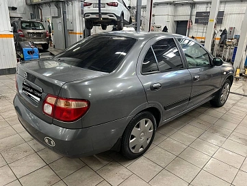 Nissan Almera, 2006г, передний привод, механика