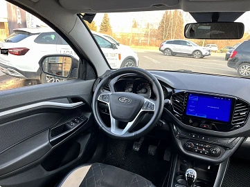 Lada (ВАЗ) Vesta, 2018г, передний привод, механика