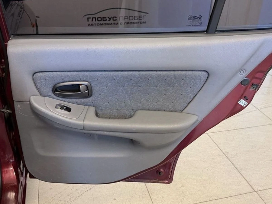 Hyundai Elantra, 2008г., передний привод, механика