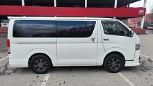 Toyota HiAce, 2015г., полный привод, автомат