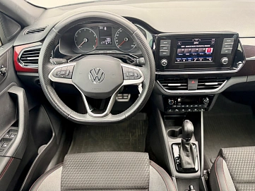 Volkswagen Polo, 2021г., передний привод, автомат