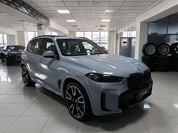 BMW X5, 2025г, полный привод, автомат