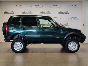 Chevrolet Niva, 2004г, передний привод, механика