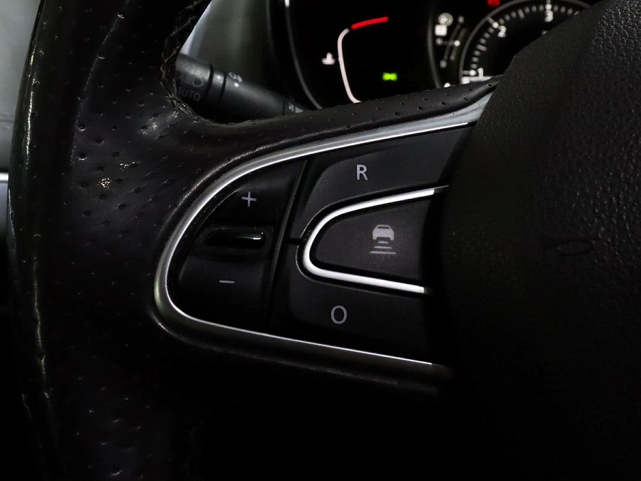 Renault Espace, 2016г., передний привод, робот