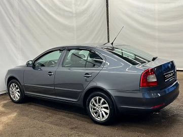 Skoda Octavia, 2010г, передний привод, робот