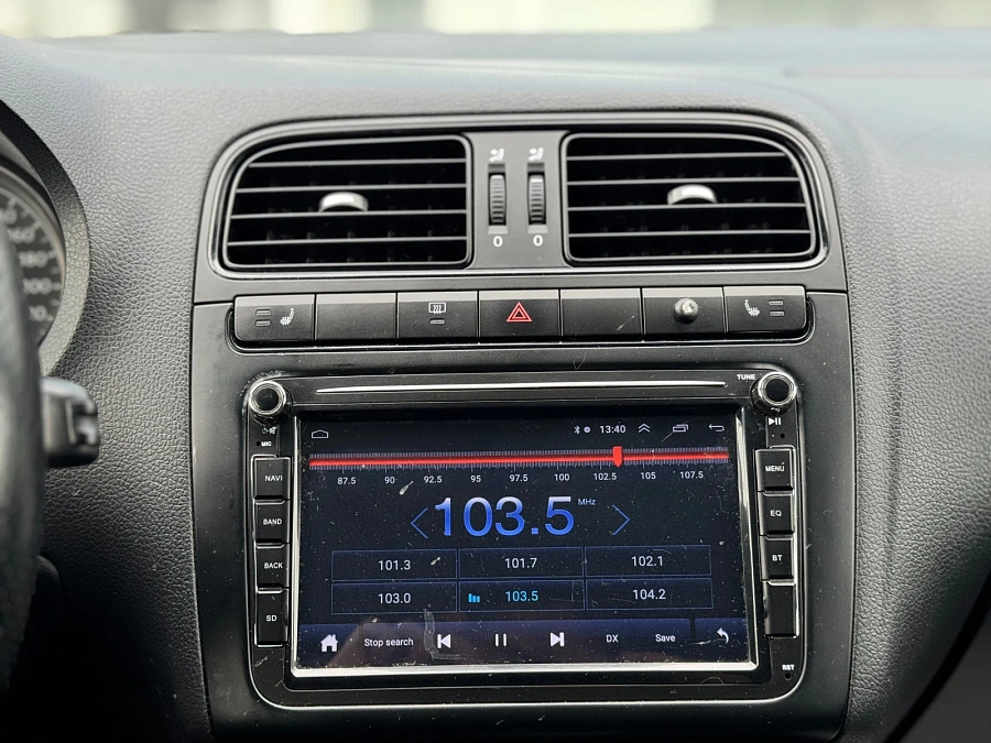 Volkswagen Polo, 2013г., передний привод, автомат