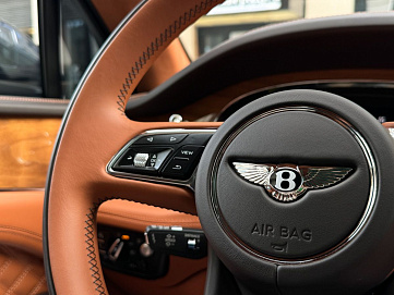 Bentley Bentayga, 2024г, полный привод, автомат